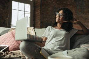 The Hybrid Crossroads: Digital Platforms vs. Physical Interaction in the Modern Workplace